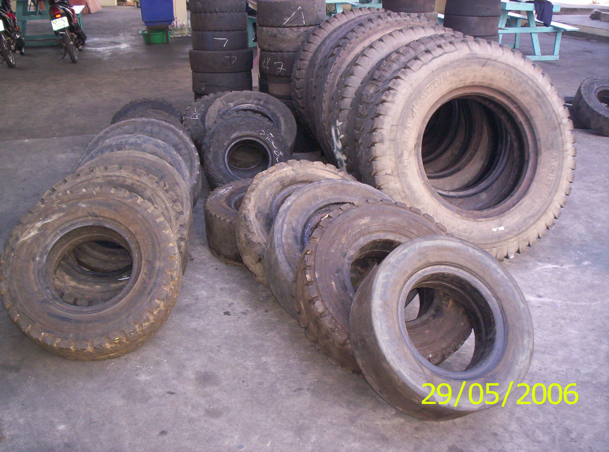 รับซื้อโครงยางตันเก่า